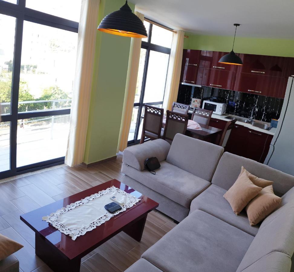 Jana Appartement Shëngjin